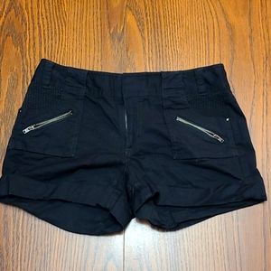 EXPRESS SHORTS